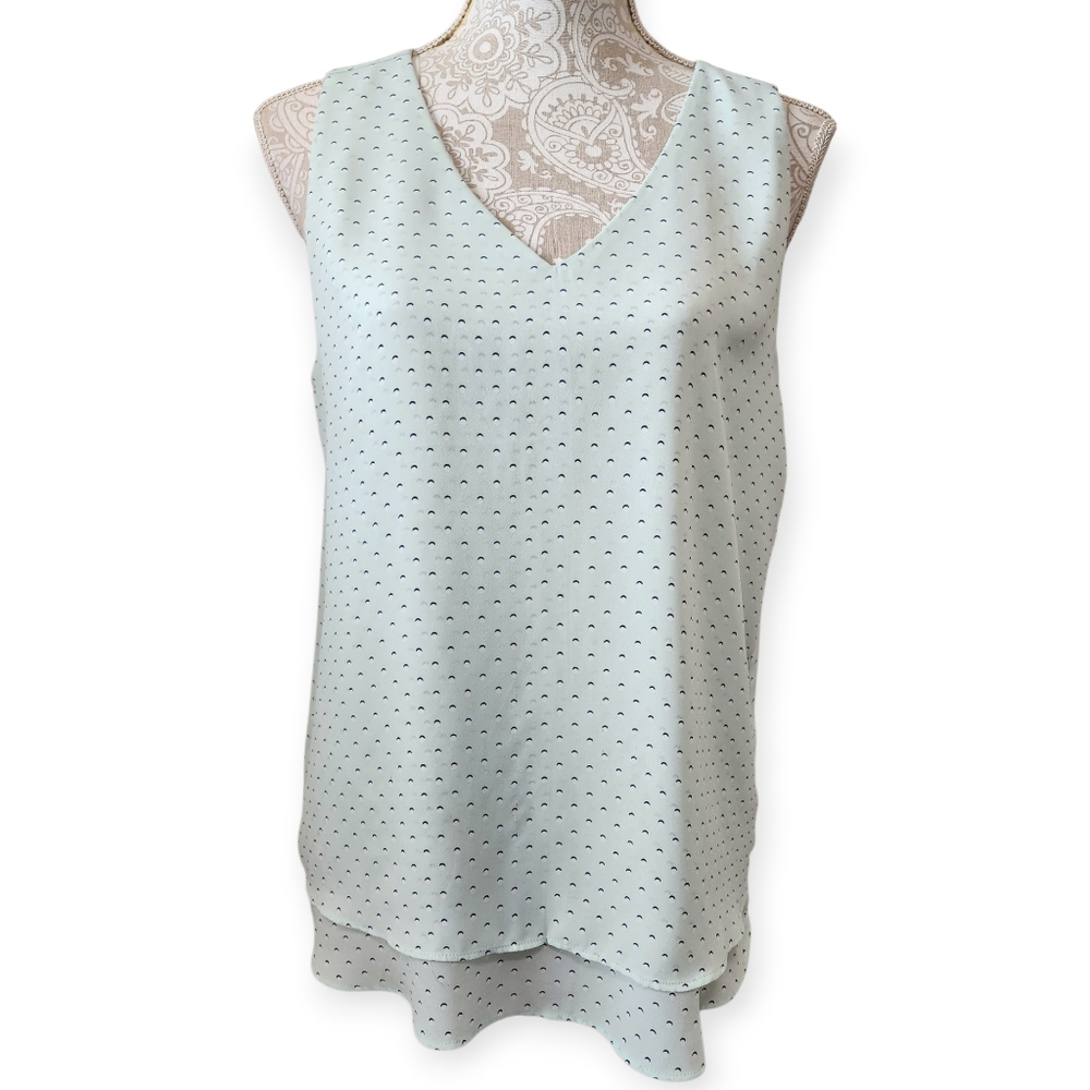 Ann Taylor Pastel Green Spring Sleeveless Career Blouse Size M